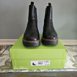 Like New! Sam Edelman® Laguna Weatherproof Boot